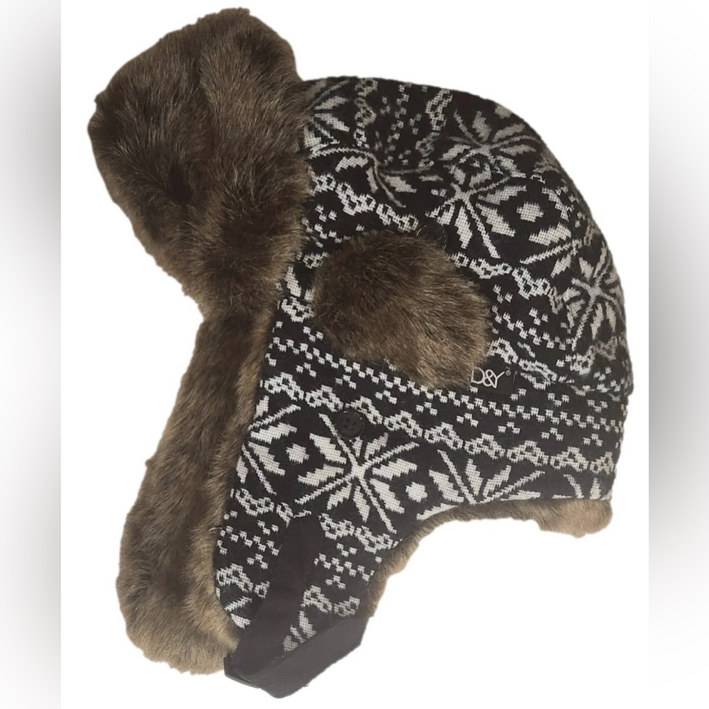 D&Y Women’s Faux Fur Brown and White Snowflake Patterned Trapper Hat NWOT!